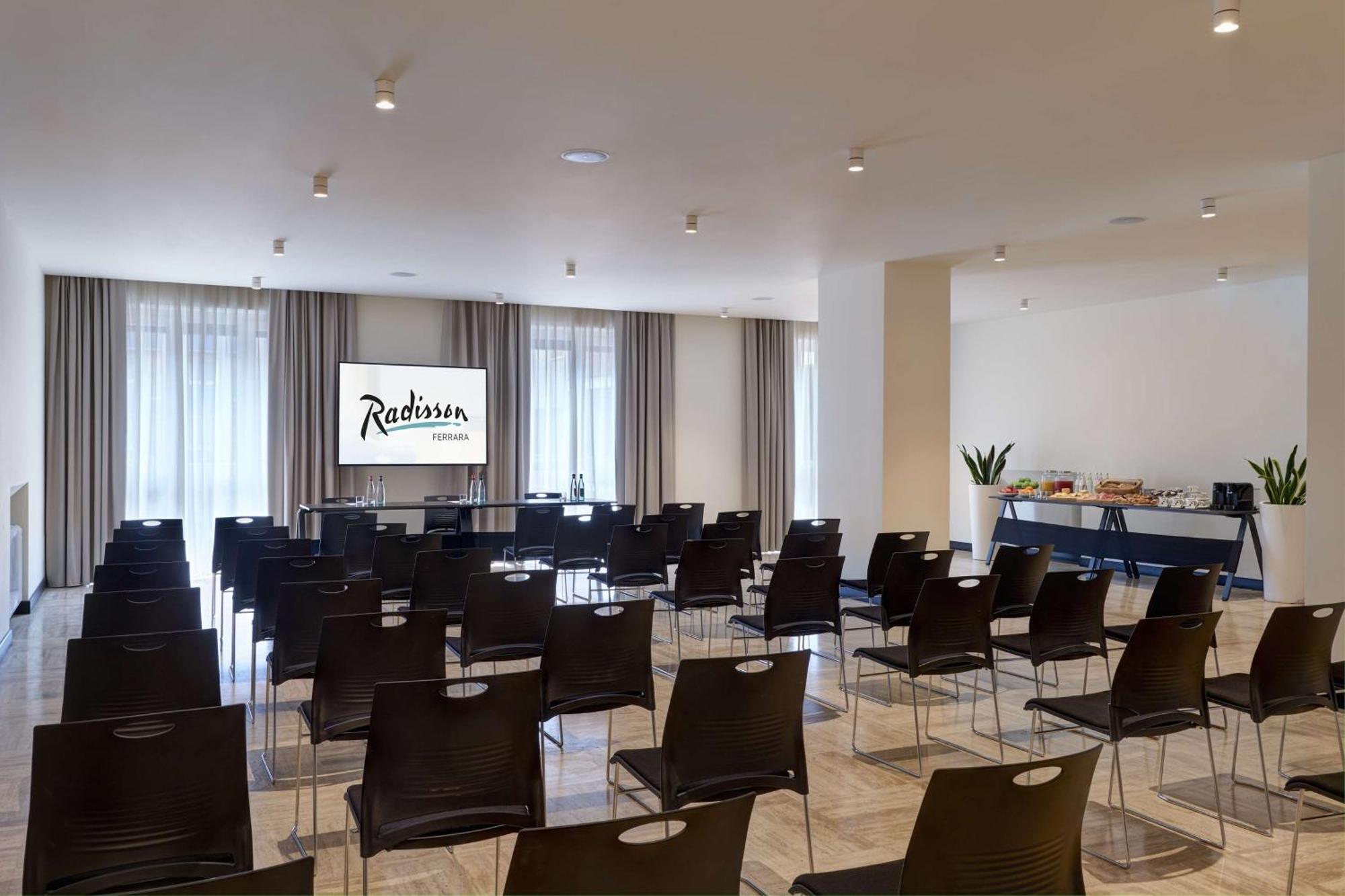 Radisson Hotel Ferrara Kültér fotó